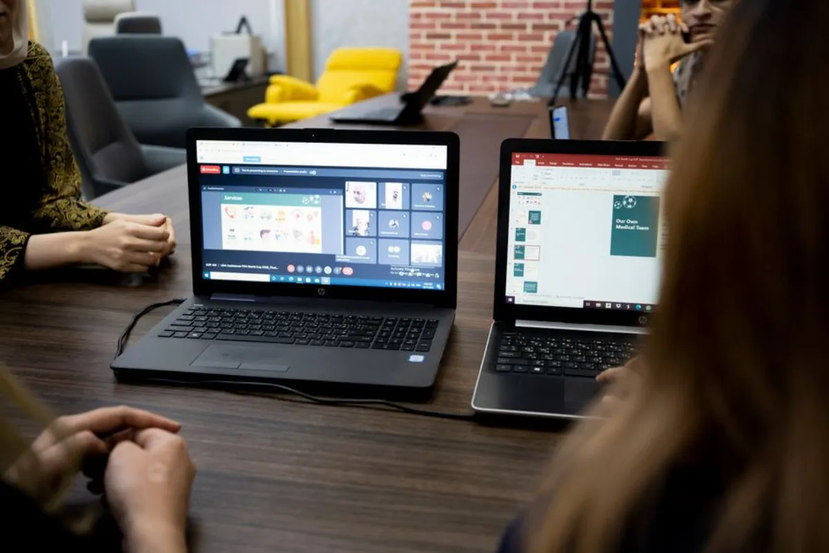laptop video